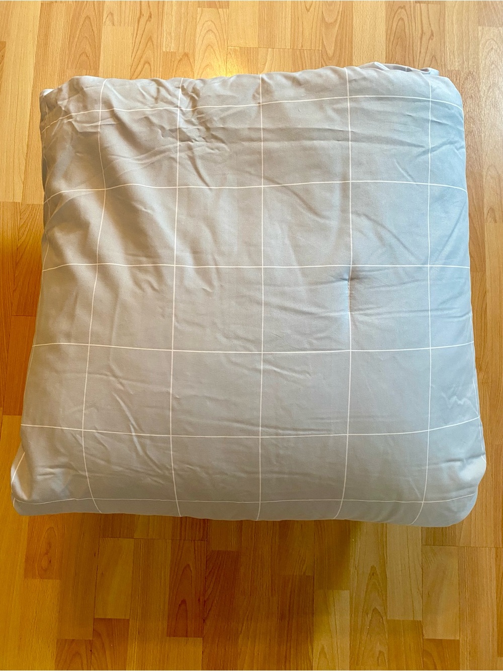 Reaction Kenneth Cole Queen Size Comforter - Picture 2 of 6